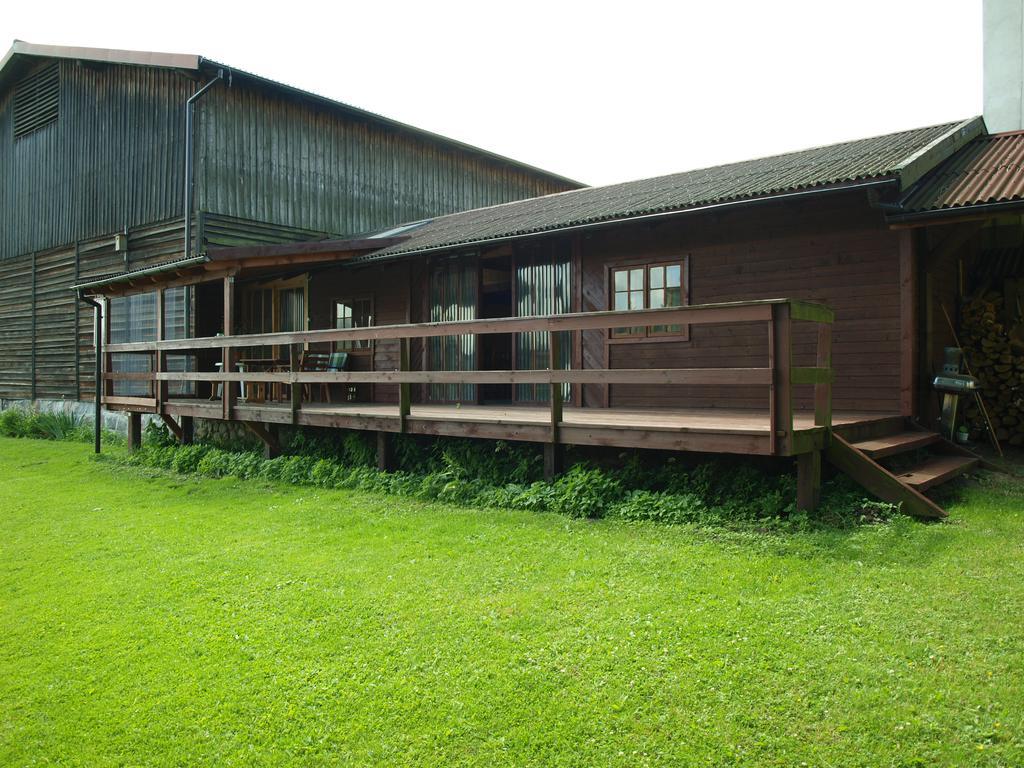 Dworek Szarki Exterior photo